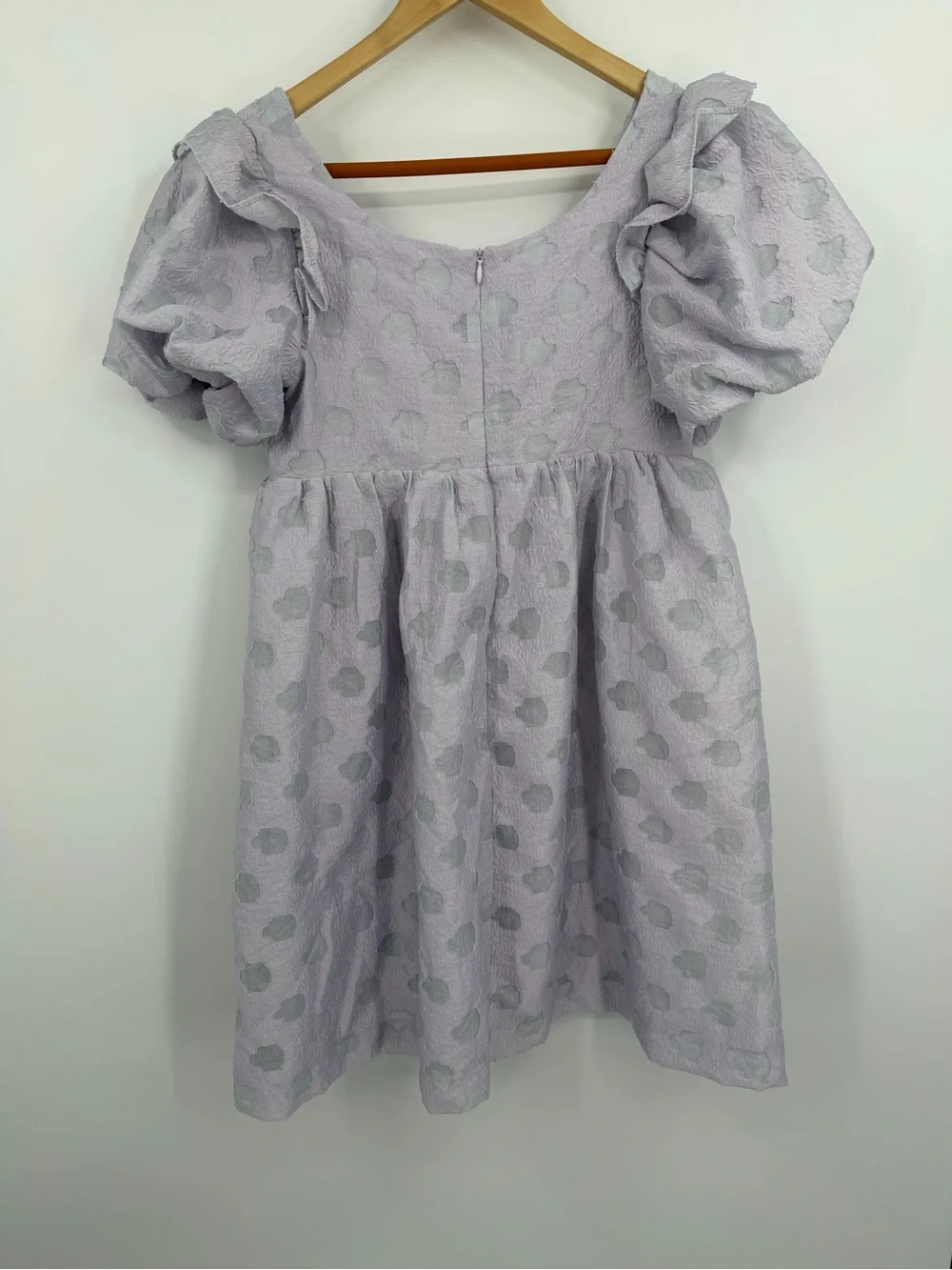 NWT Storia Lavender Floral Jacquard Puff Sleeve Babydoll Mini Dress Small